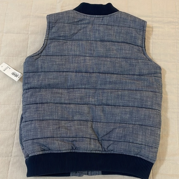 Boys quilted vest. Old Navy 5T. - Picture 4 of 4
